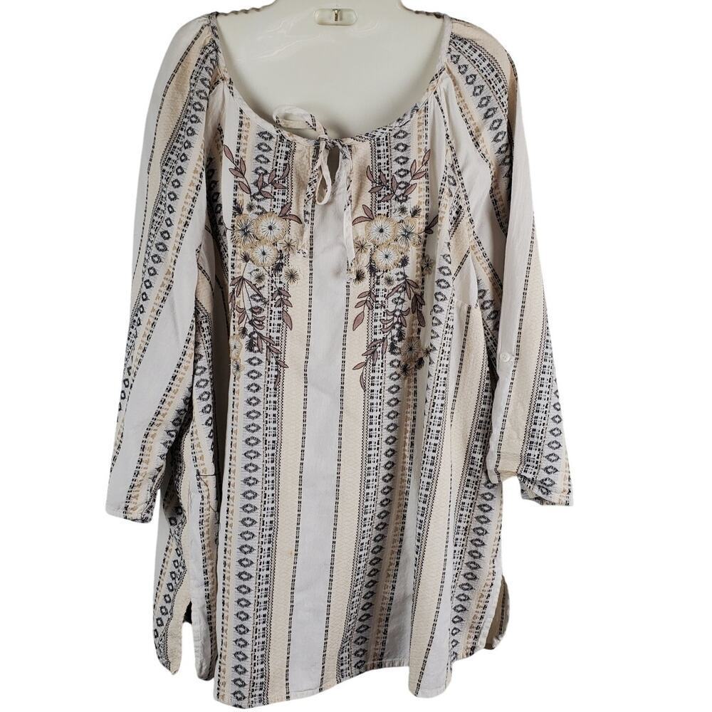 Catherine's Women Tunic Embroidered Floral Top Size 2X Cottagecore Coastal Boho